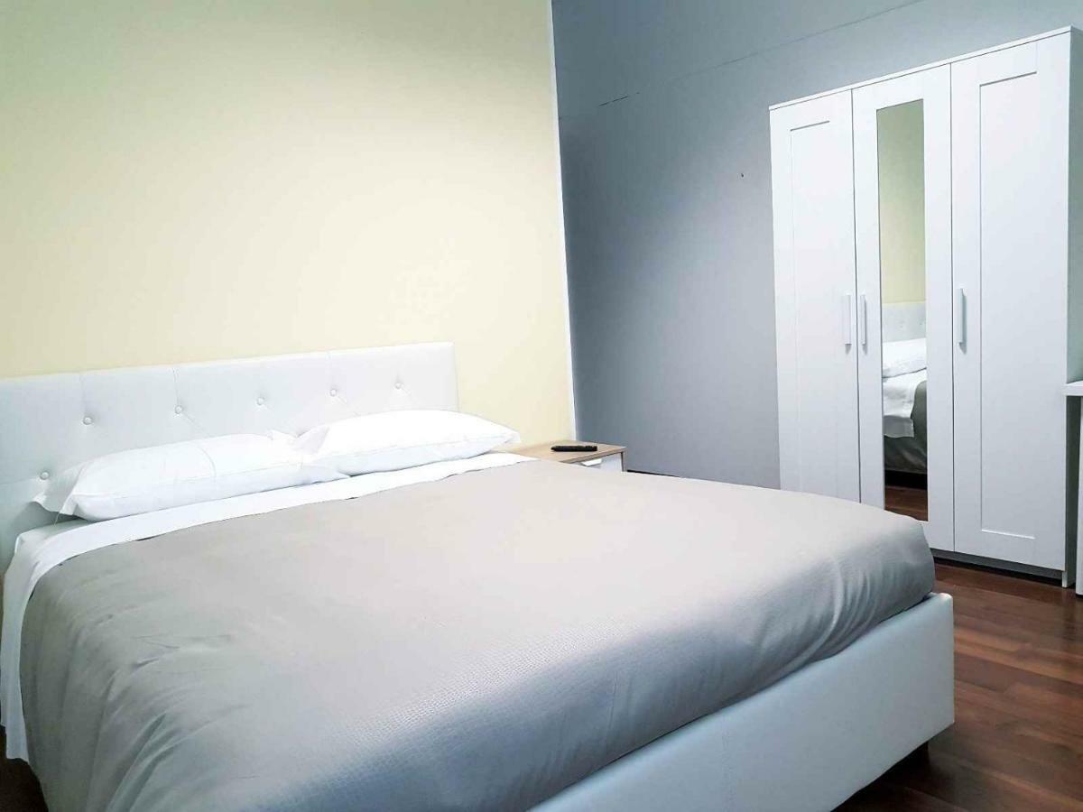 Hotel Piramide Reggio Emilia Kültér fotó