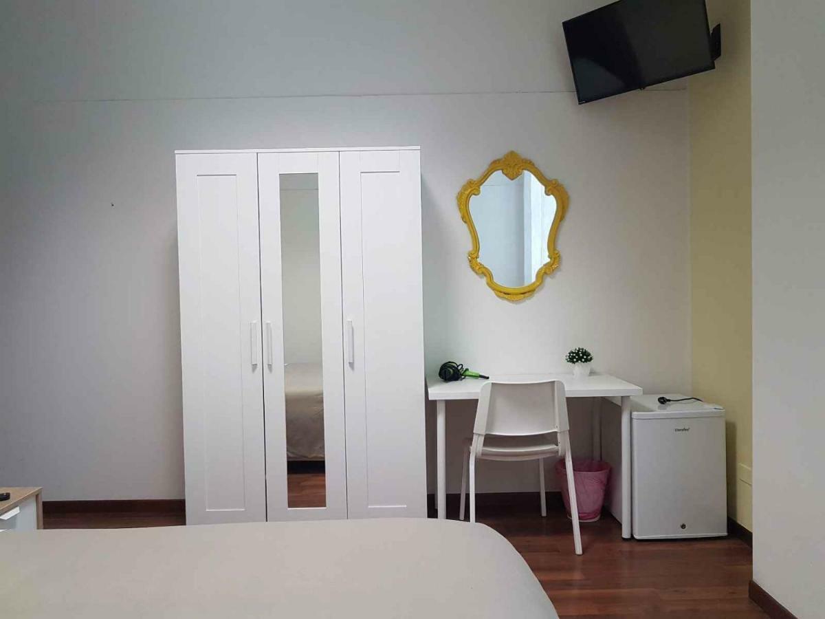 Hotel Piramide Reggio Emilia Kültér fotó