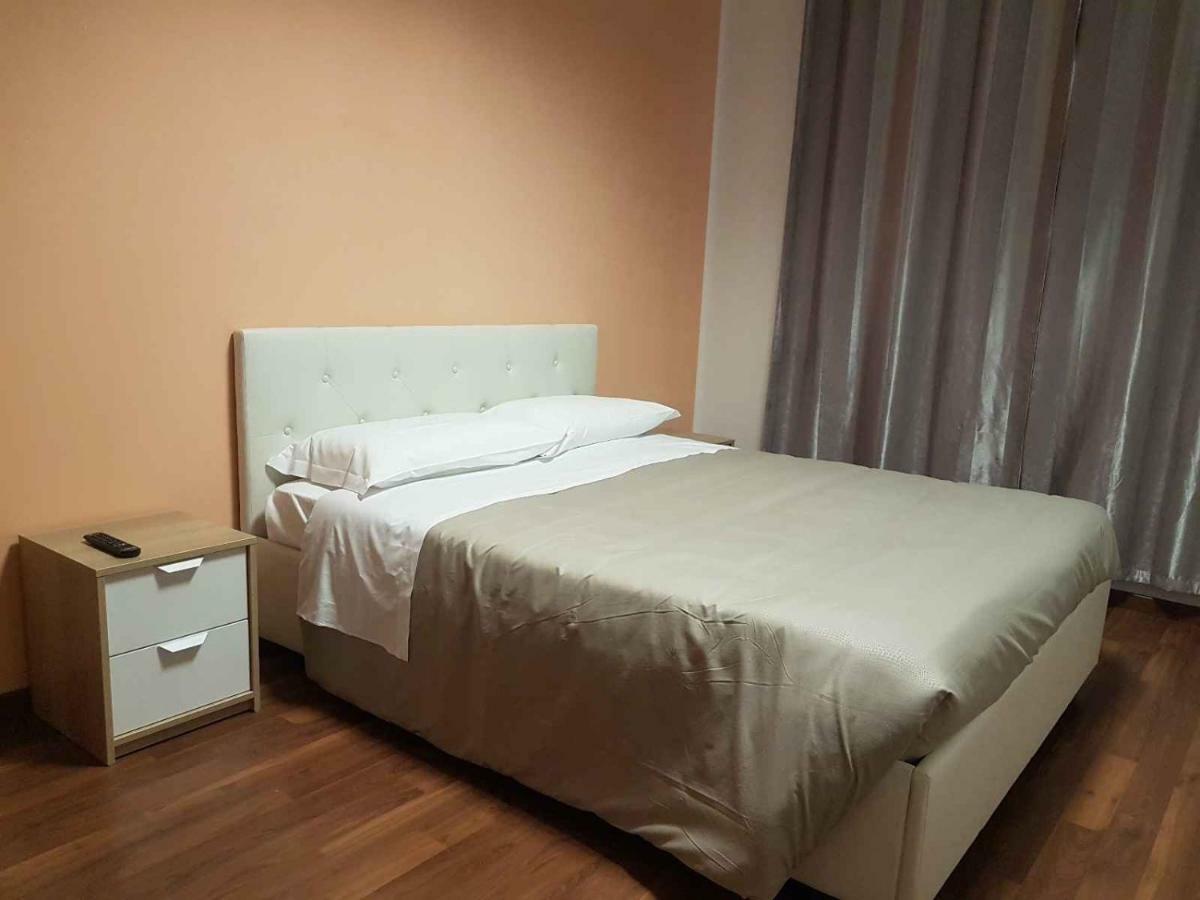 Hotel Piramide Reggio Emilia Kültér fotó