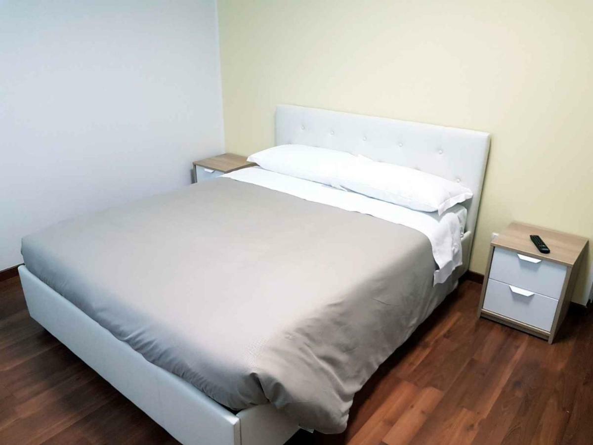 Hotel Piramide Reggio Emilia Kültér fotó