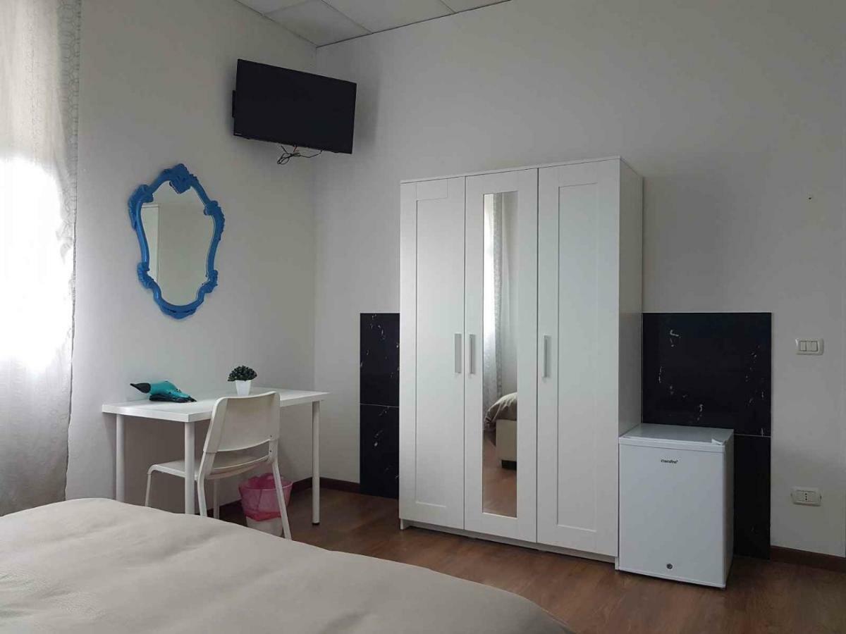 Hotel Piramide Reggio Emilia Kültér fotó