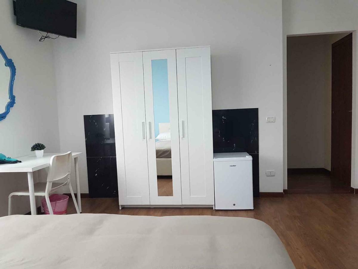 Hotel Piramide Reggio Emilia Kültér fotó